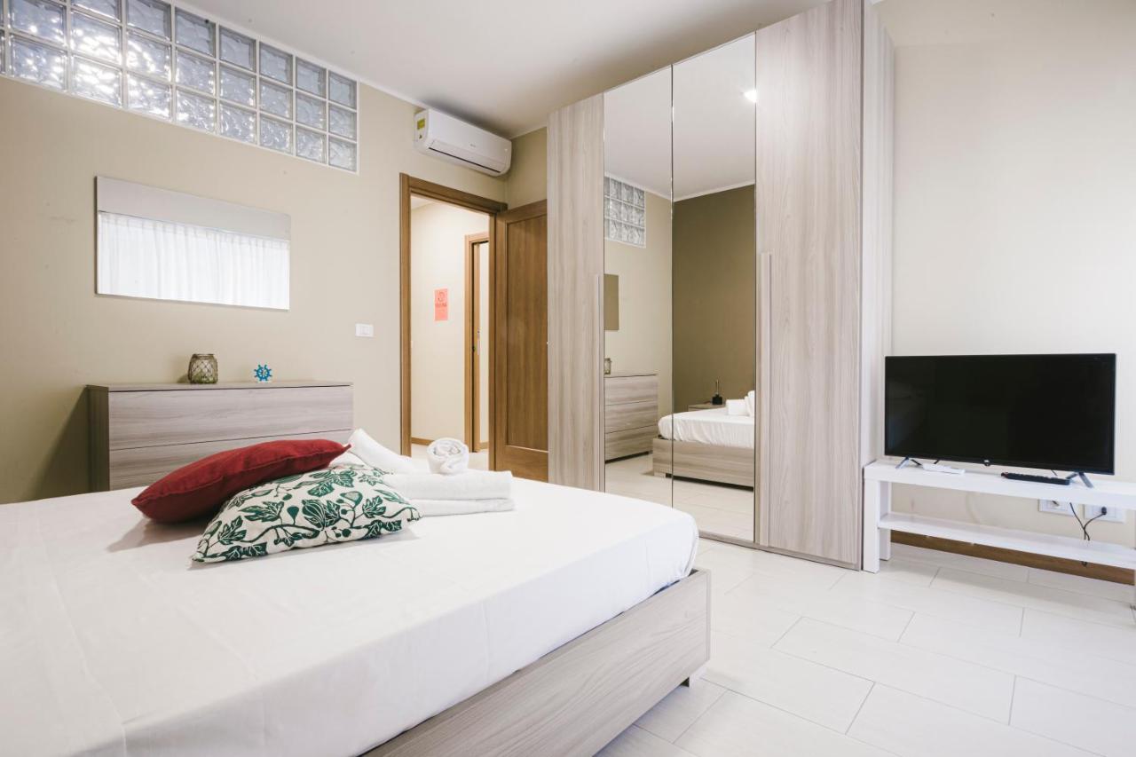 Grab A Flat In Coroneo Aparthotel ตรีเอสเต ภายนอก รูปภาพ